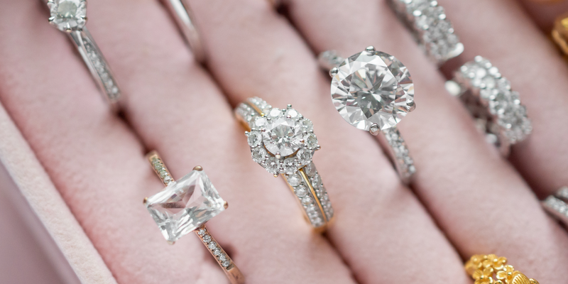 Celebrities Who Secretly Wear Lab Grown or Moissanite Rings Celebrities Who Secretly Wear Lab Grown or Moissanite Rings