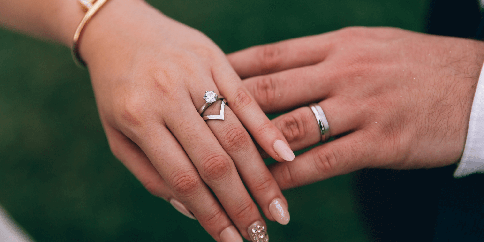 Promise Ring Vs. Engagement Ring: What is the Difference?