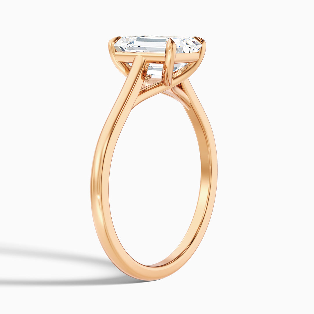 Hana 2 Carat Emerald Cut Solitaire Lab Grown Diamond Ring in 14k Rose Gold - Detail View