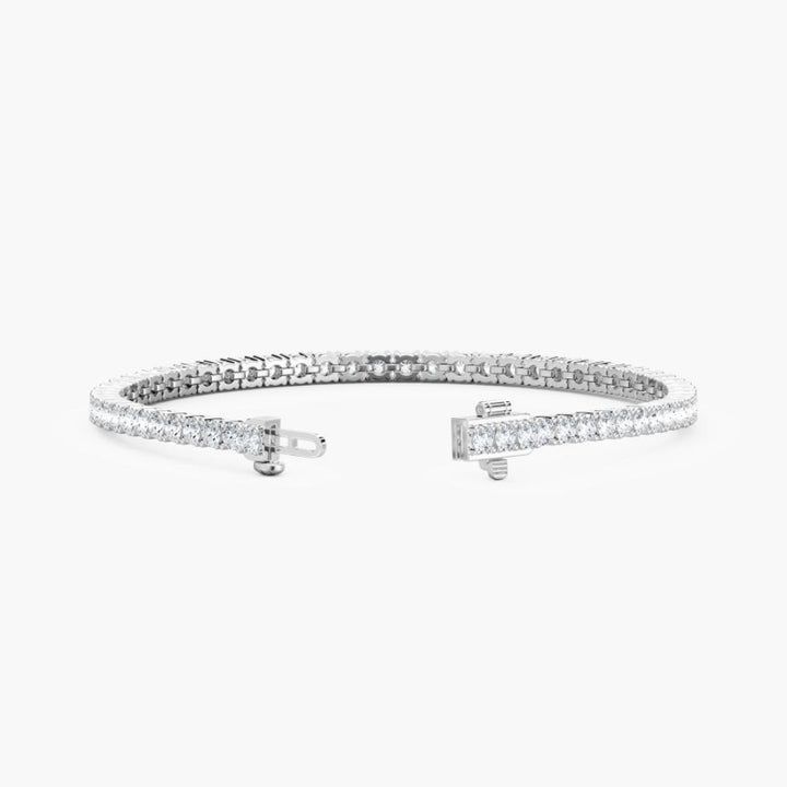 Quinn Round Cut Lab Grown Diamond Tennis Bracelet