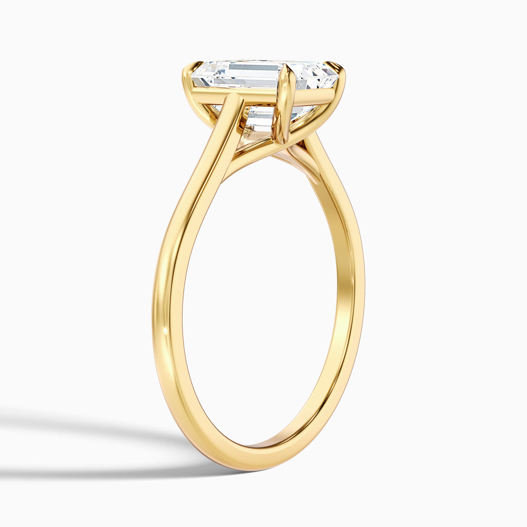 Hana 2 Carat Emerald Cut Solitaire Lab Grown Diamond Ring in 10k Yellow Gold - Detail View